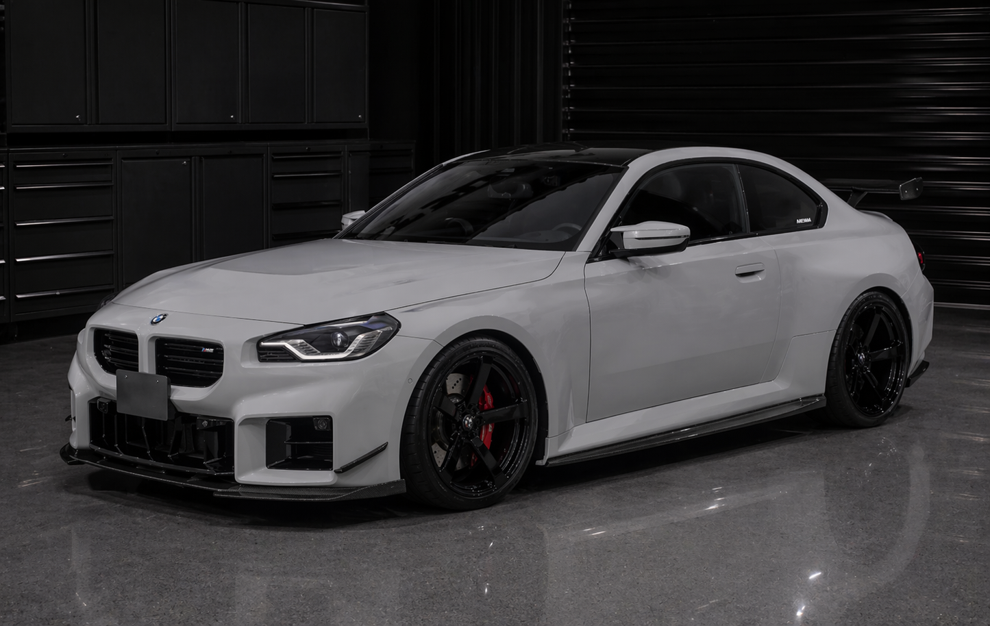 G87 M2 Dry Carbon Full Splitter kit.