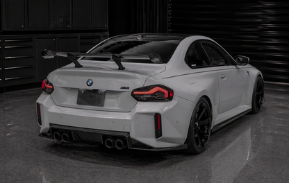 G87 M2 Dry Carbon Full Splitter kit.